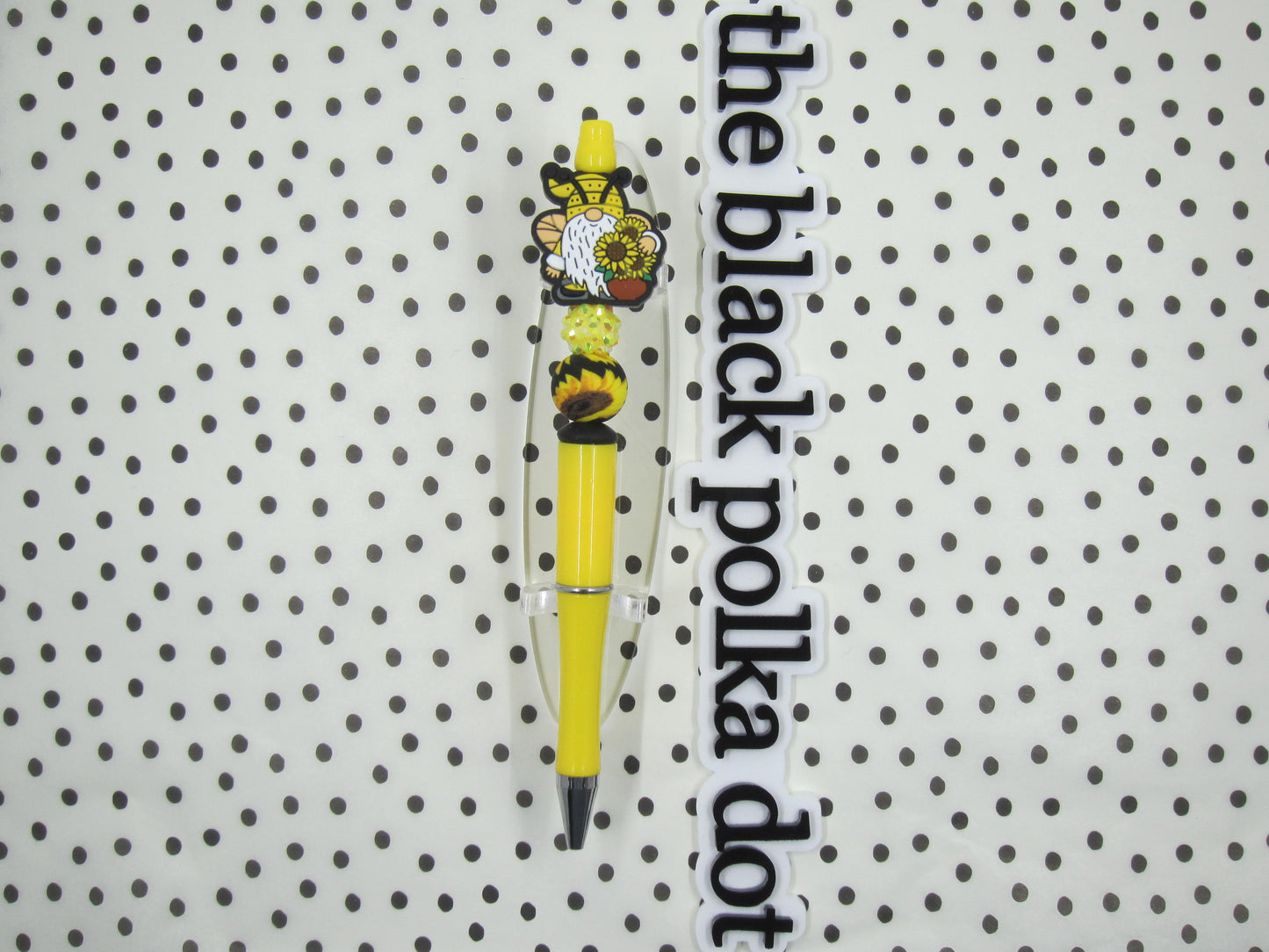 bee gnome with sunflower pot