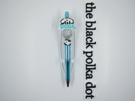 easily distracted by dogs